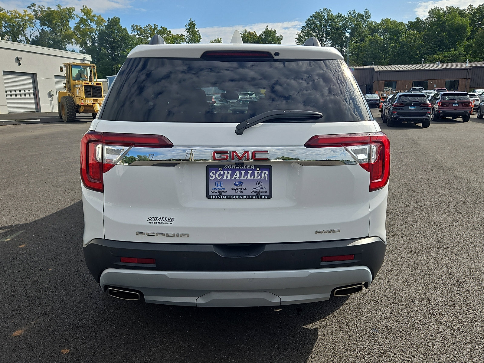 Used 2021 GMC Acadia SLT AWD/4WD image 5