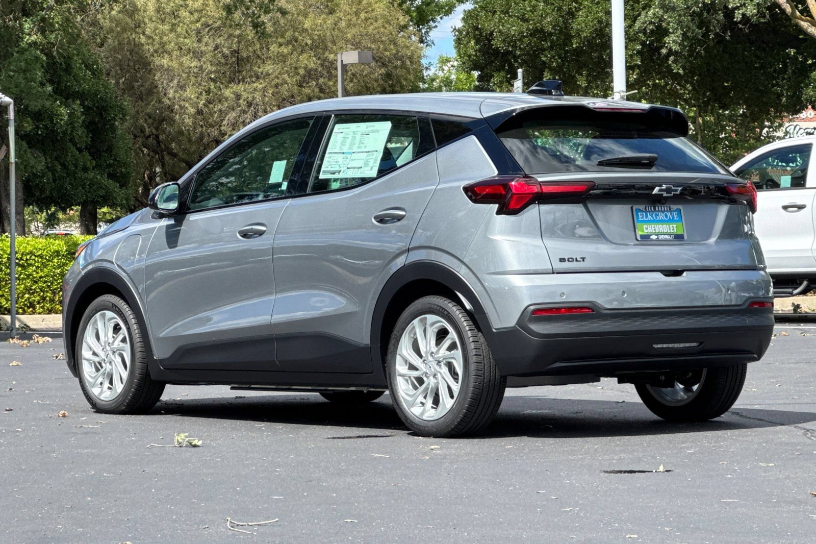 New 2027 Chevrolet Bolt LT w/ Comfort Package FWD image 5