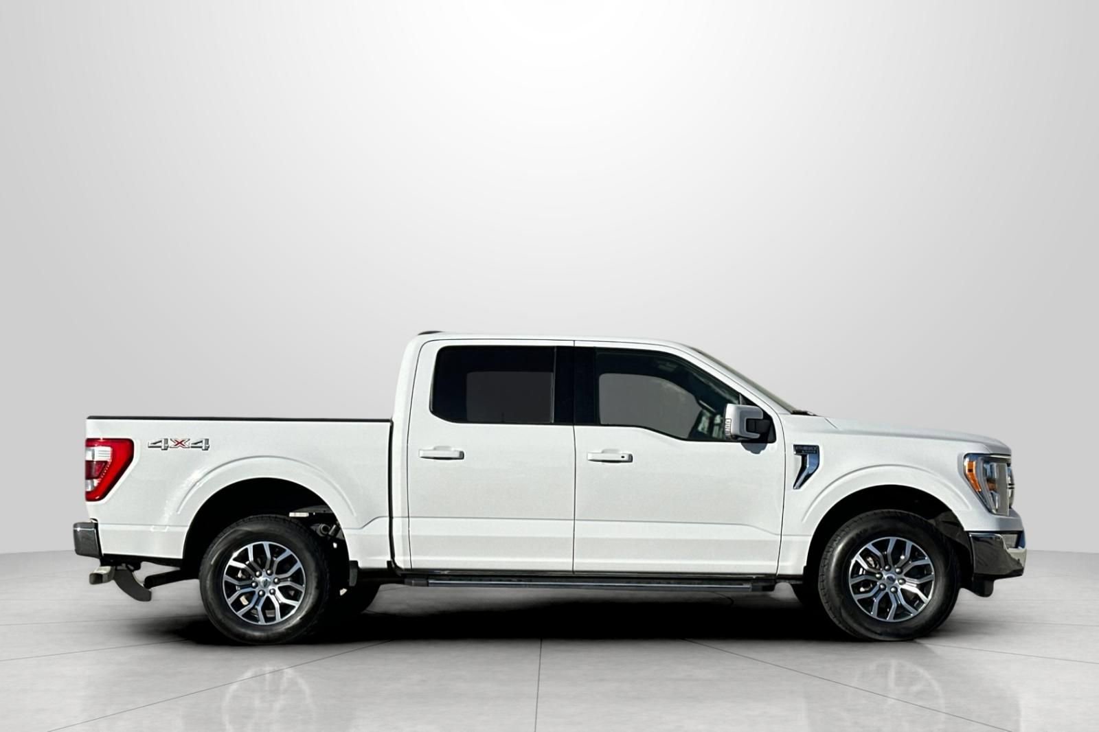 Used 2021 Ford F150 Lariat w/ Trailer Tow Package image 3