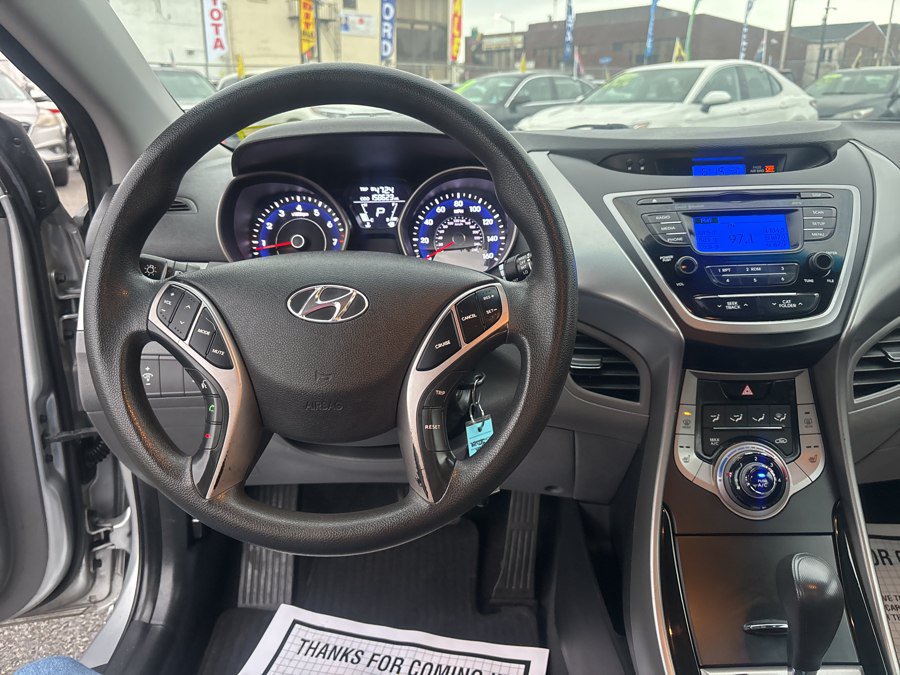 Used 2013 Hyundai Elantra GLS w/ Preferred Pkg FWD image 16