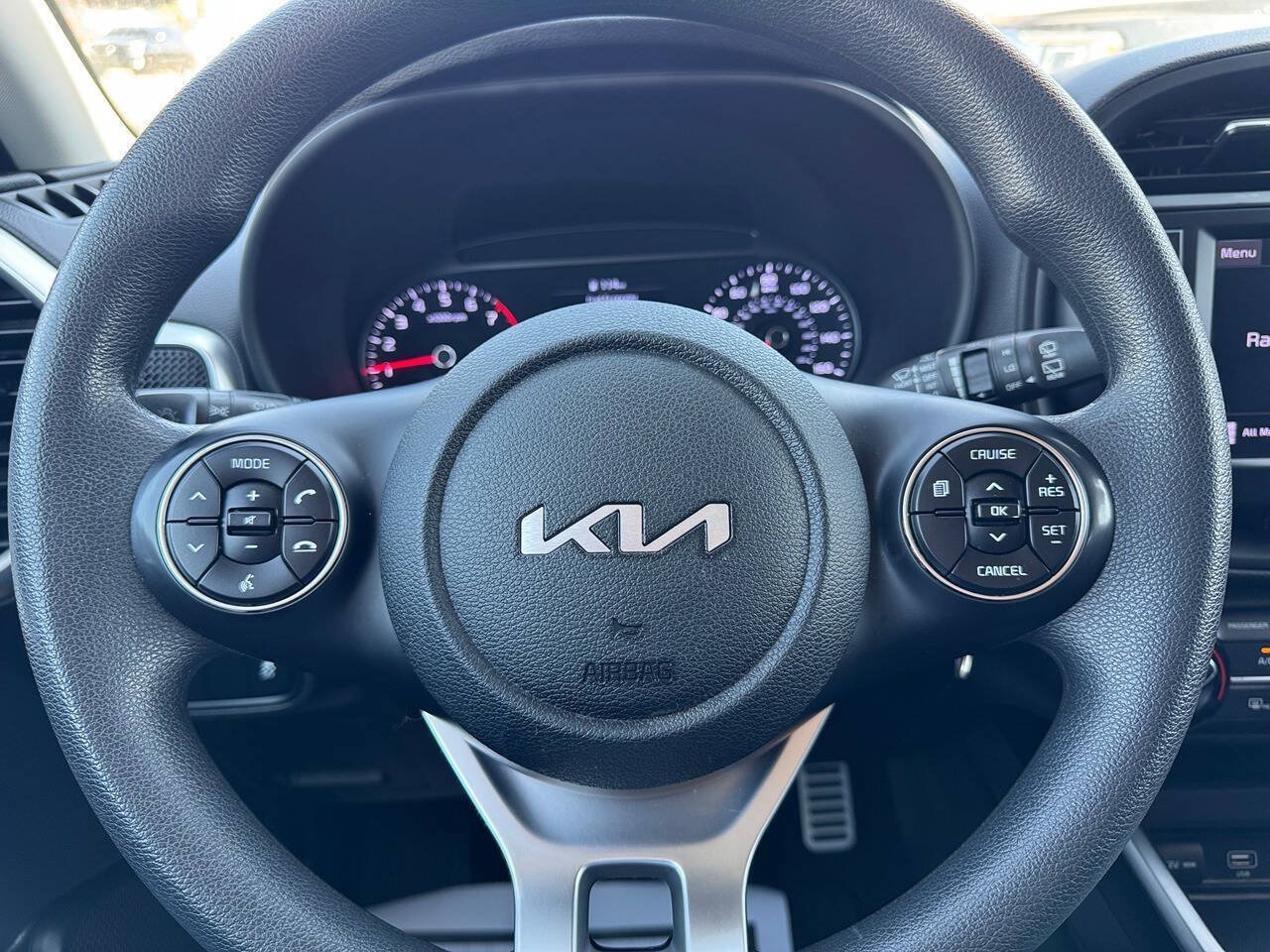 Used 2022 Kia Soul LX FWD image 17