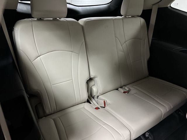Certified 2022 Buick Enclave Essence w/ Sound and Sites Package AWD/4WD image 27