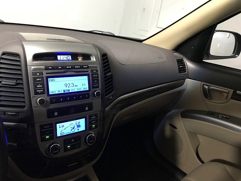 Used 2012 Hyundai Santa Fe Limited FWD image 27