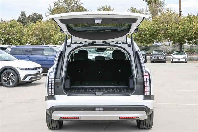 New 2026 Hyundai Ioniq 9 SE image 27
