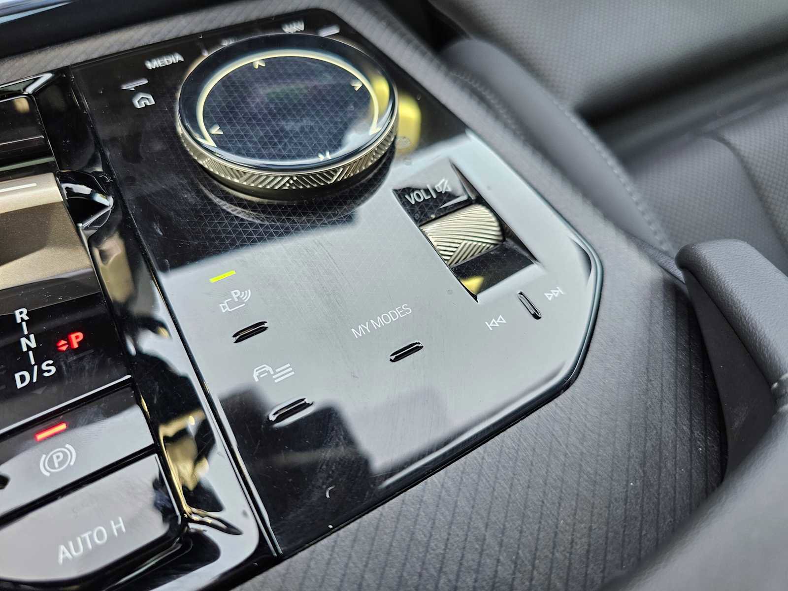 Used 2025 BMW X3 xDrive30i image 36