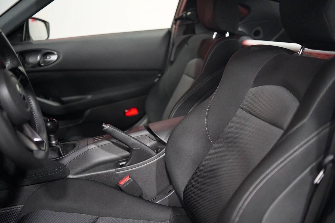 Used 2025 Nissan Z Sport w/ Floor Mat Package RWD image 72