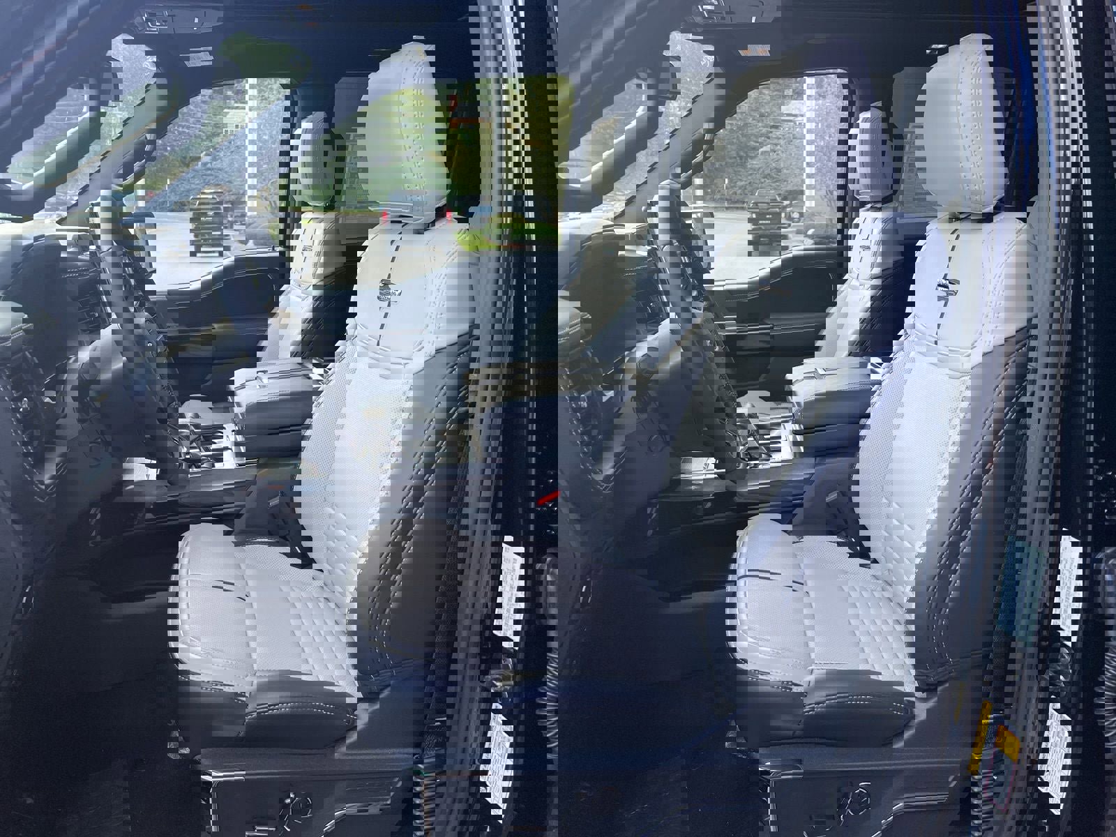 New 2025 Ford F150 Lightning Platinum image 24