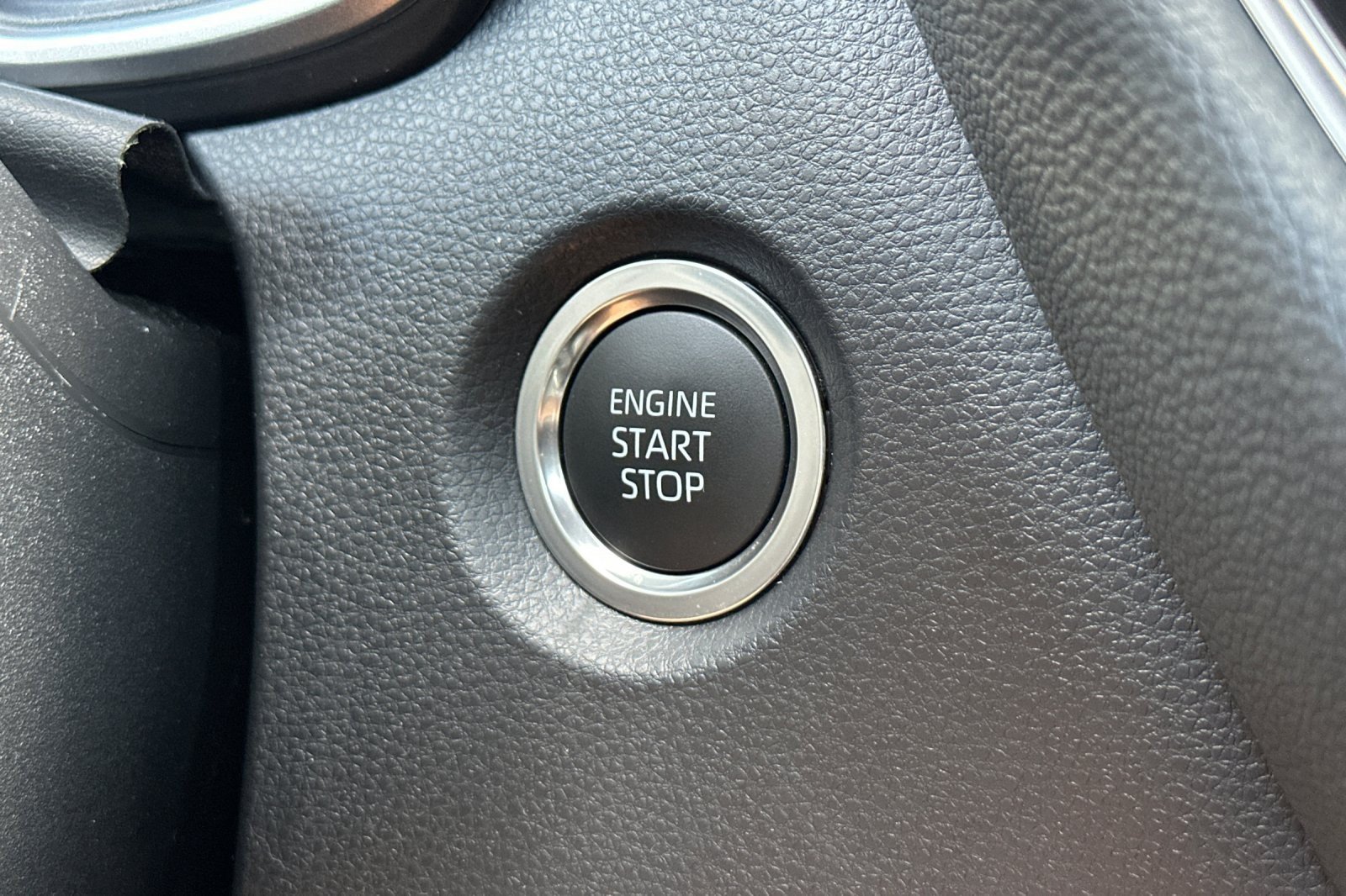 Used 2025 Toyota Corolla XSE FWD image 20