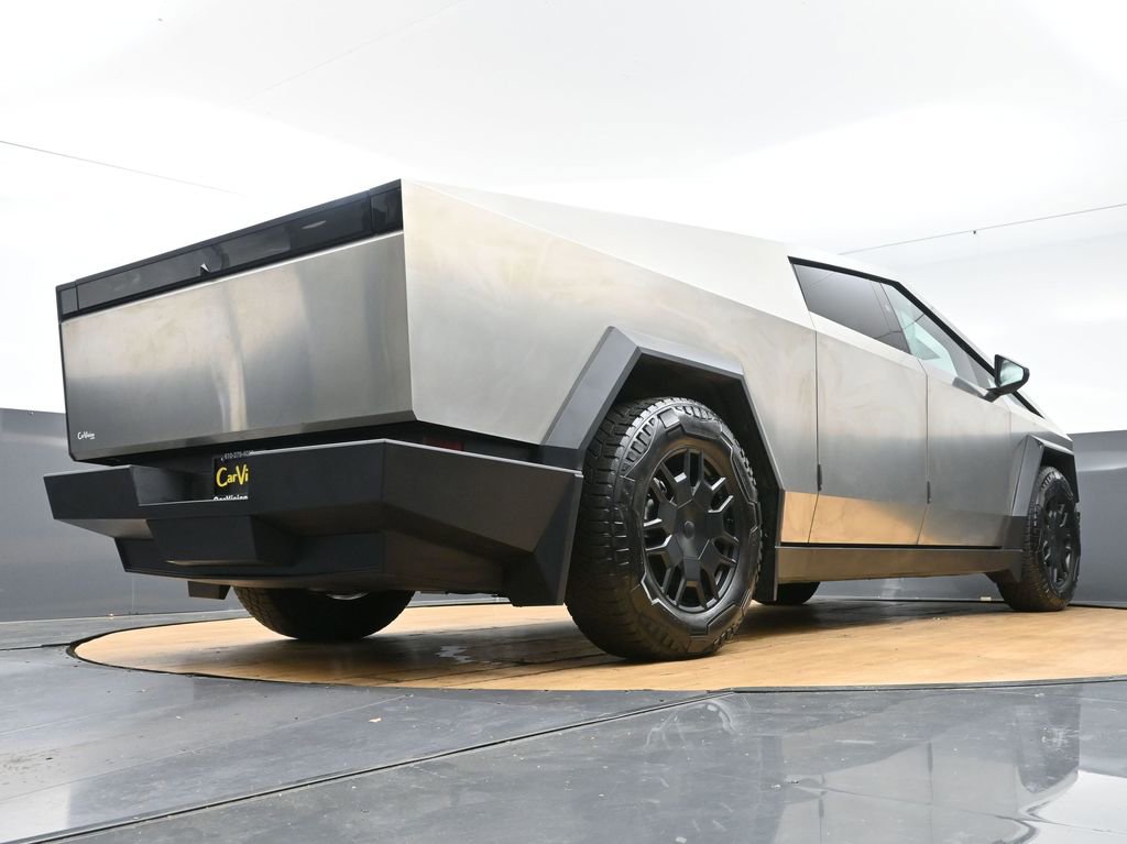 Used 2024 Tesla Cybertruck AWD Crew Cab image 60