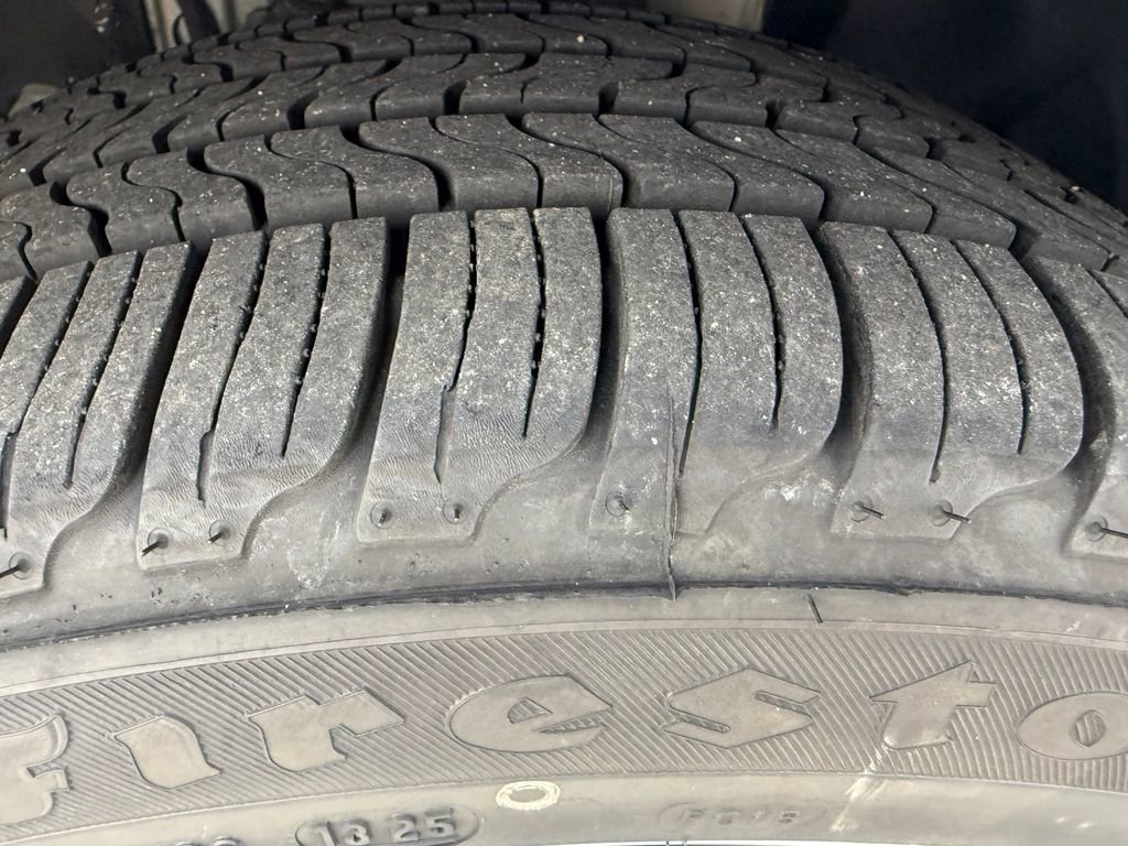 Used 2021 Toyota Camry XLE image 28