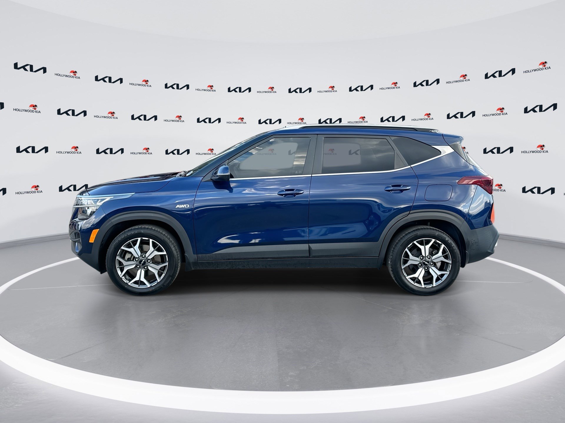 Used 2023 Kia Seltos EX image 5