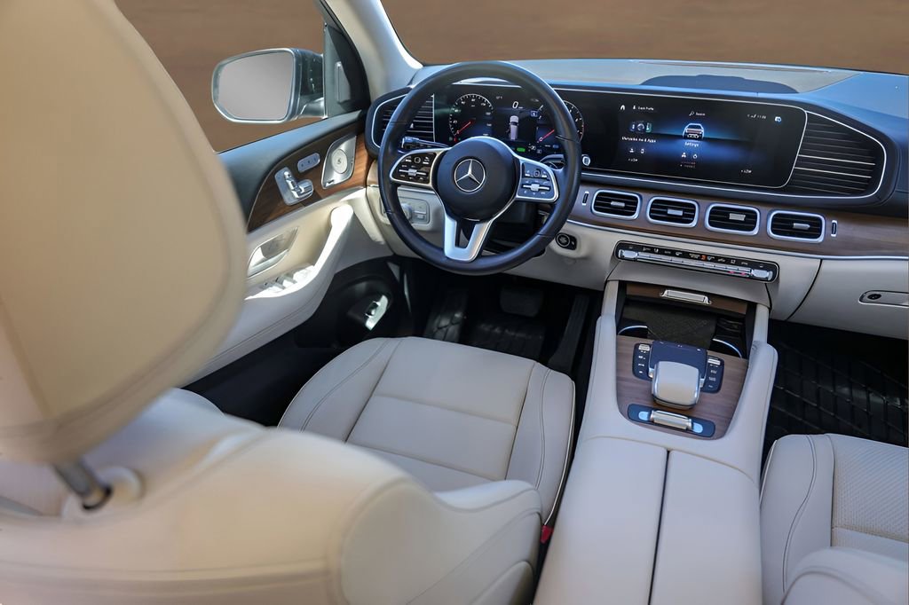 Used 2023 Mercedes-Benz GLS 450 4MATIC image 30