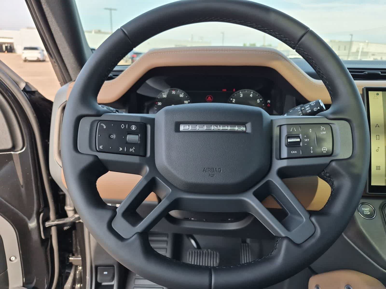 New 2026 Land Rover Defender 110 X-Dynamic SE AWD/4WD image 17