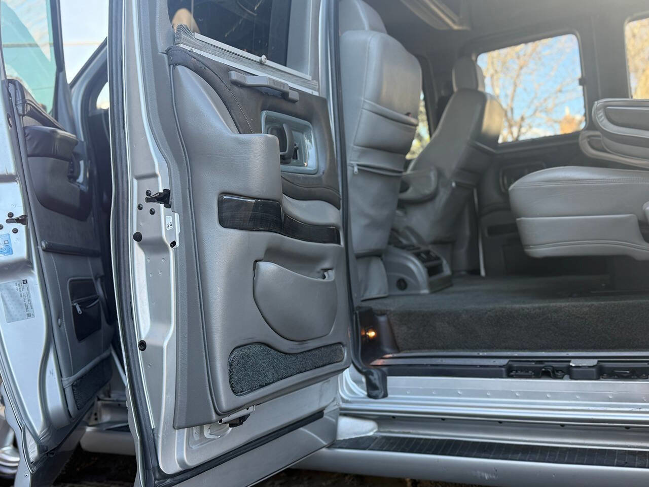 Used 2013 GMC Savana 1500 image 20