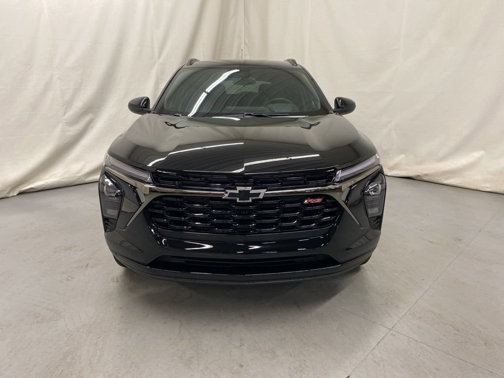 New 2026 Chevrolet Trax RS w/ Driver Confidence Package image 3