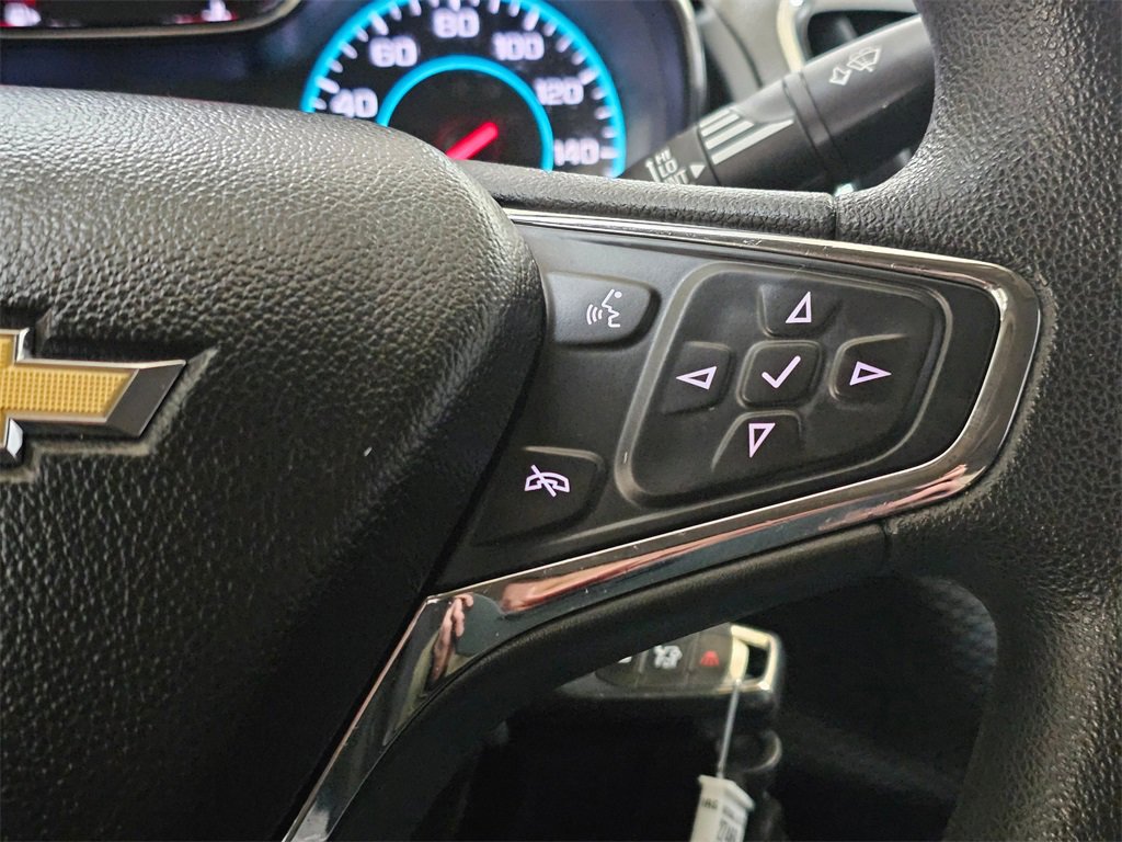 Used 2017 Chevrolet Cruze LT image 29