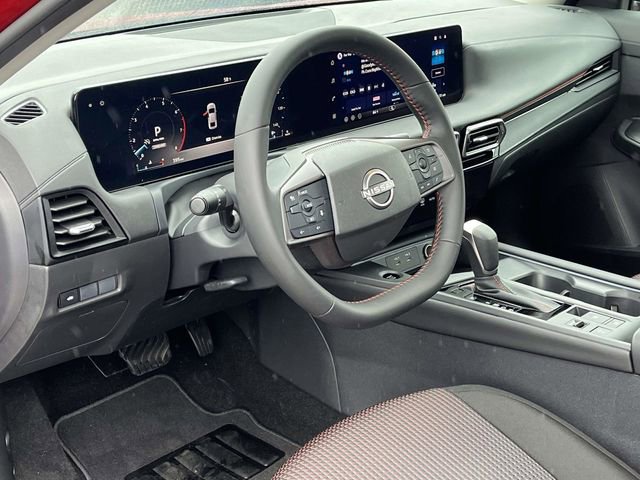 Used 2026 Nissan Sentra SR w/ Floor Mat Package FWD image 12