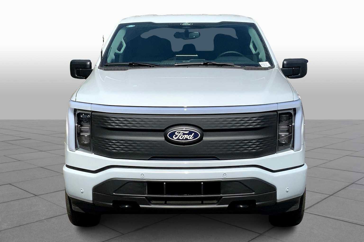 New 2025 Ford F150 Lightning Flash image 3