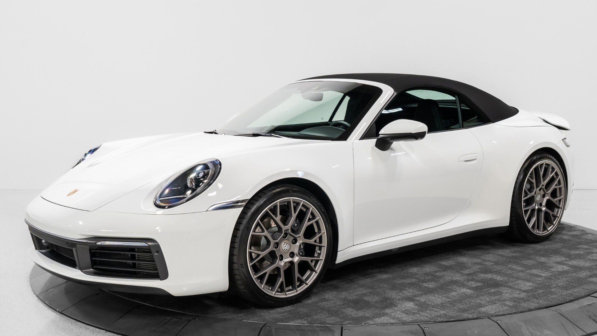 Used 2022 Porsche 911 Carrera image 15