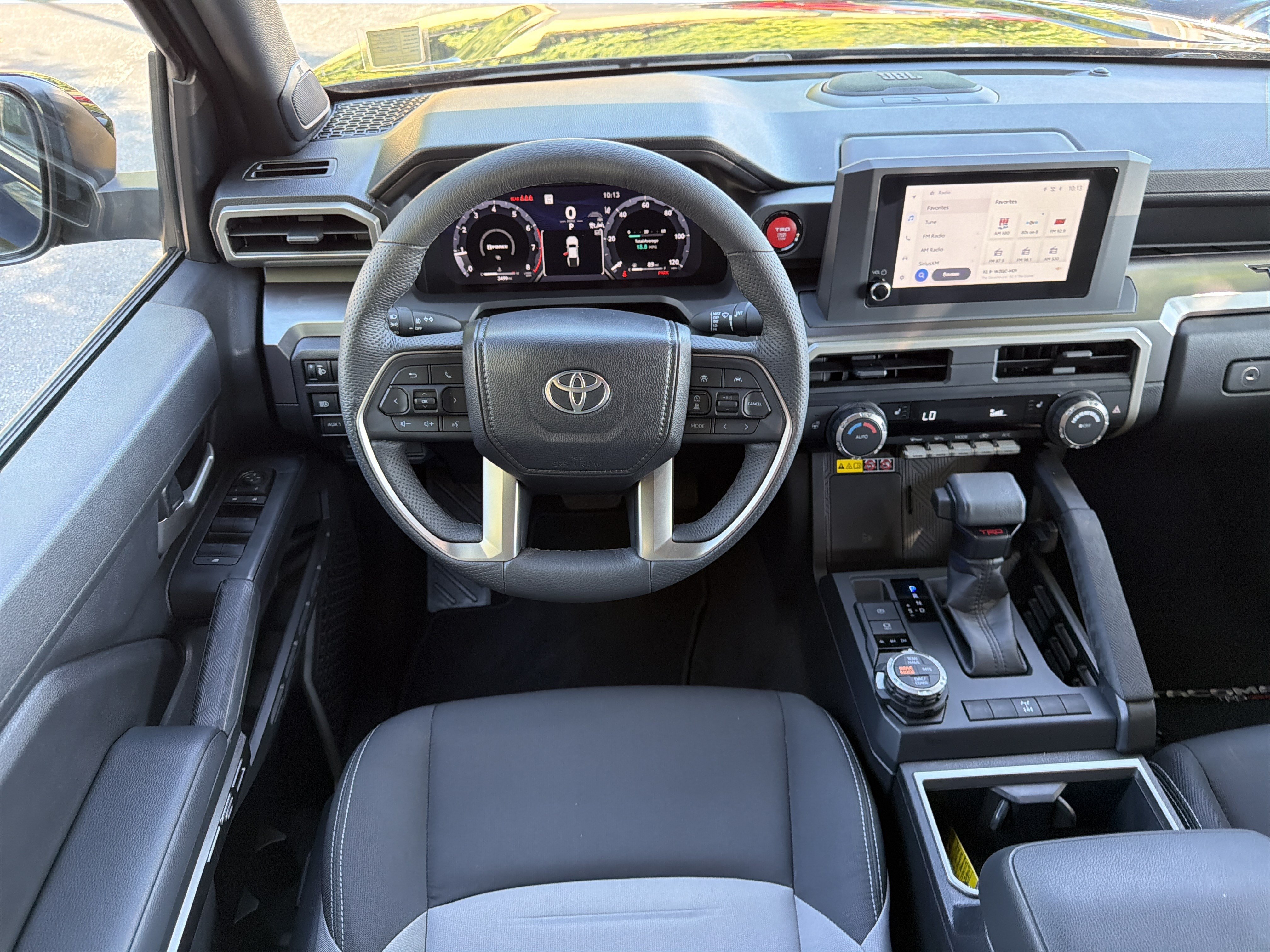 Used 2025 Toyota Tacoma TRD Off-Road w/ TRD Off Road Upgrade Package AWD/4WD image 22