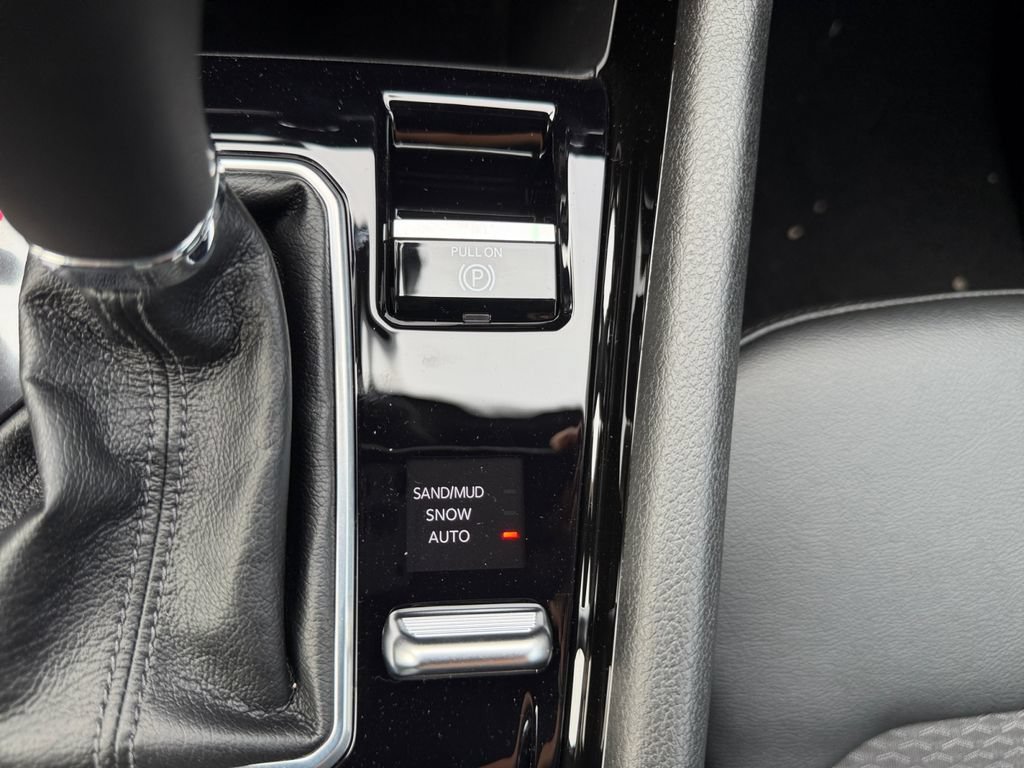 New 2026 Jeep Compass Latitude AWD/4WD image 19