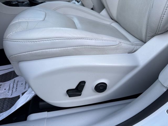 Used 2021 Jeep Cherokee Limited image 13