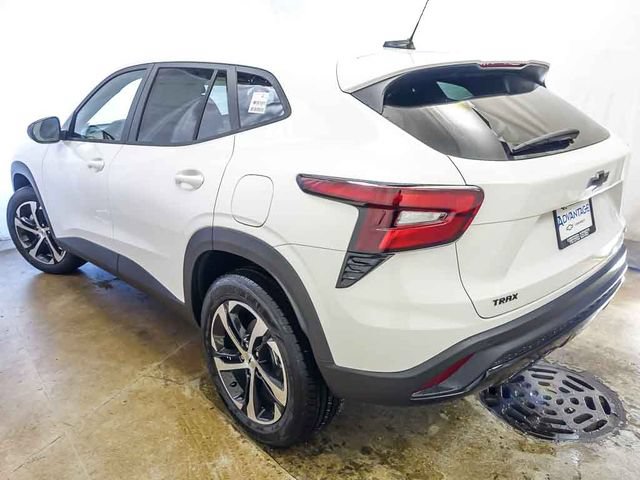 New 2026 Chevrolet Trax RS FWD image 7