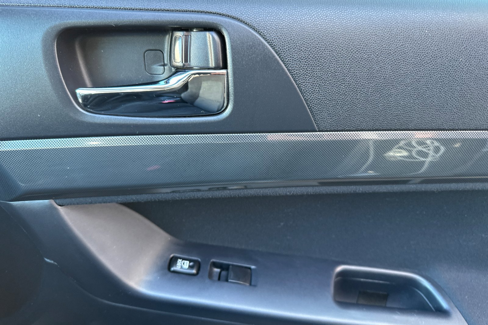 Used 2011 Mitsubishi Lancer Evolution GSR image 20