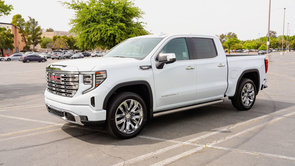 New 2026 GMC Sierra 1500 Denali image 3