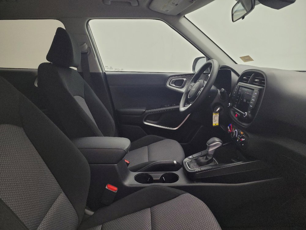 Used 2024 Kia Soul LX w/ Option Group 015 image 21