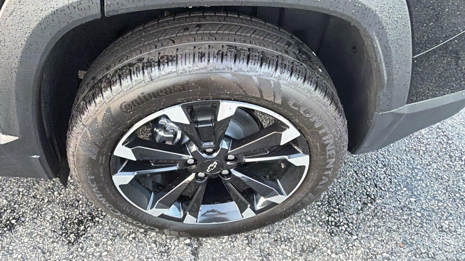 New 2027 Chevrolet Equinox RS FWD image 13