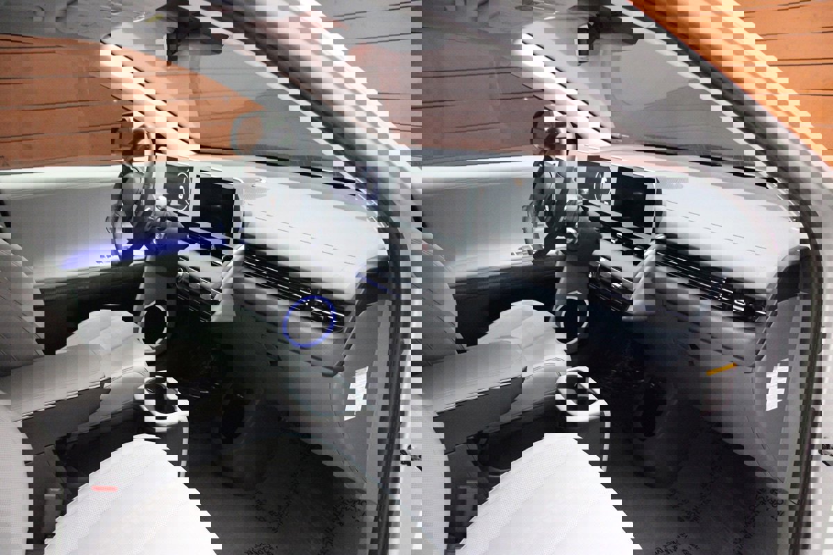 Used 2023 Hyundai Ioniq 5 SEL w/ Cargo Package image 19