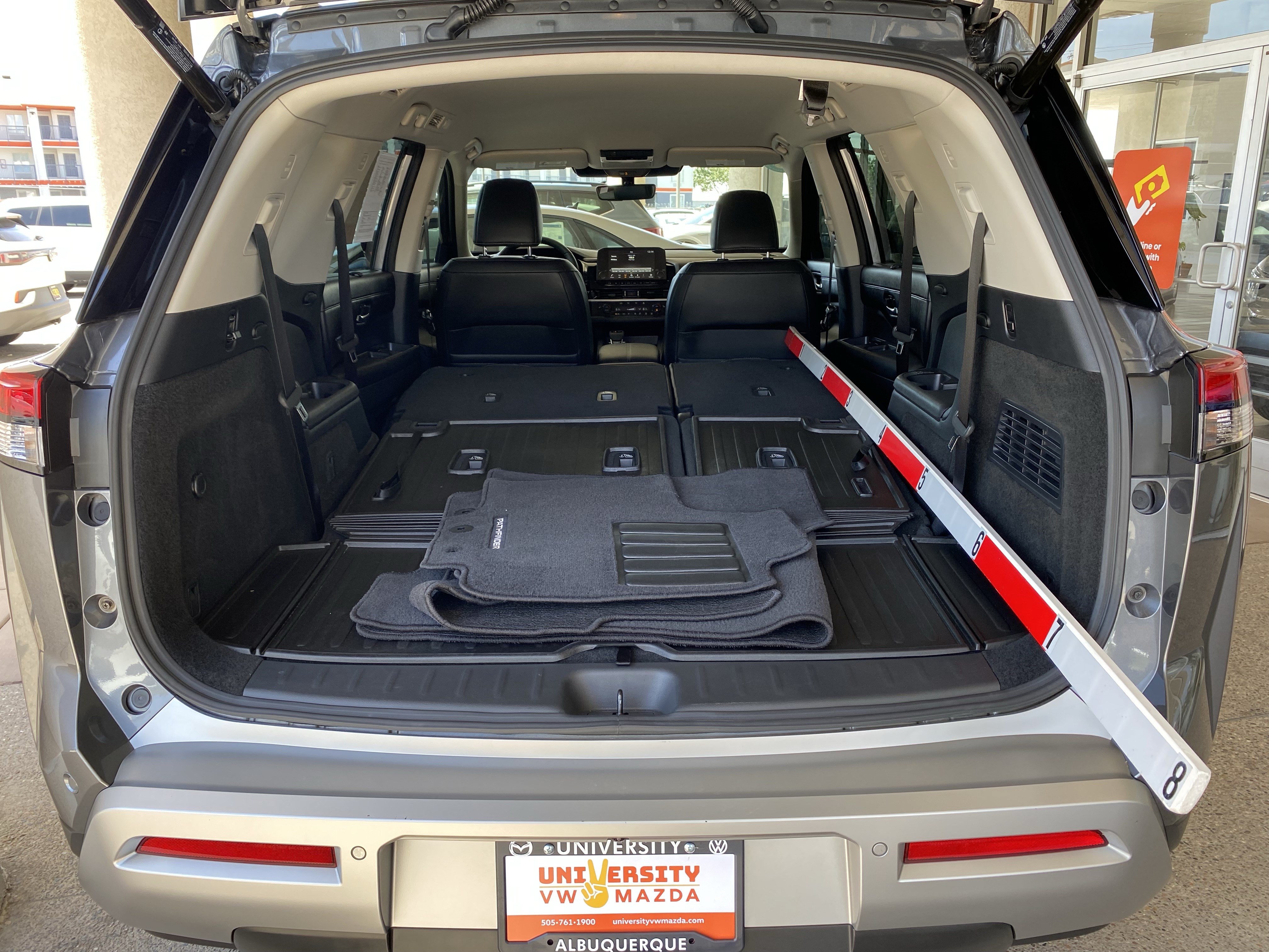 Used 2025 Nissan Pathfinder SL w/ Cargo Package AWD/4WD image 16