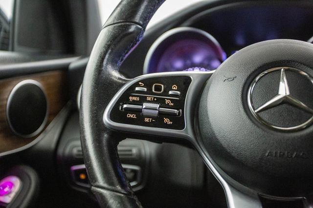 Used 2020 Mercedes-Benz GLC 300 4MATIC w/ Parking Assistance Package image 49