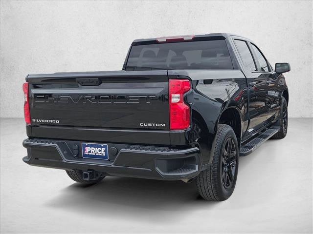 Used 2025 Chevrolet Silverado 1500 Custom image 3