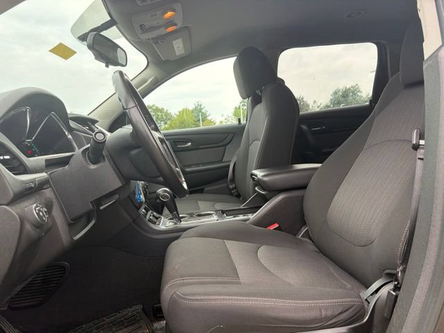 Used 2016 Chevrolet Traverse LT w/ Style and Technology Package FWD image 26