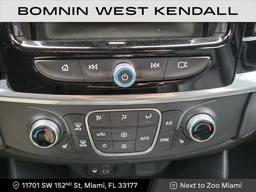 Used 2023 Chevrolet Traverse RS image 20