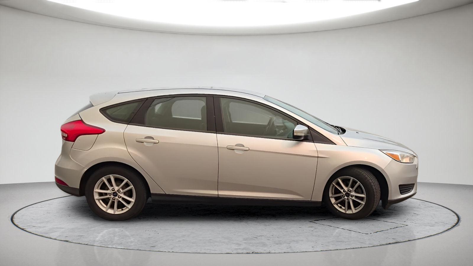 Used 2017 Ford Focus SE FWD image 5