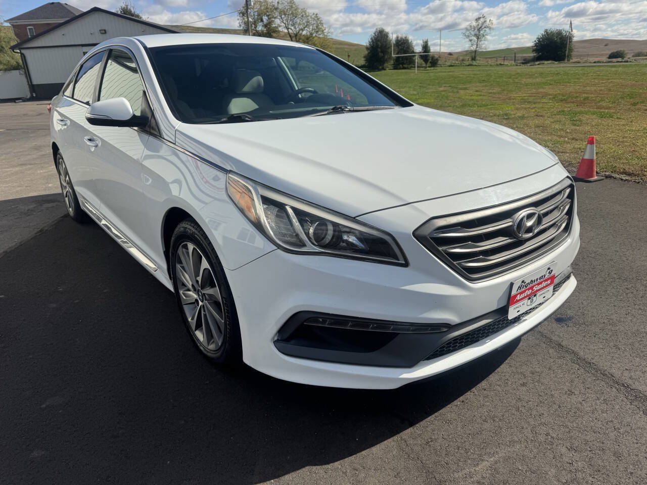 Used 2015 Hyundai Sonata Sport FWD image 7
