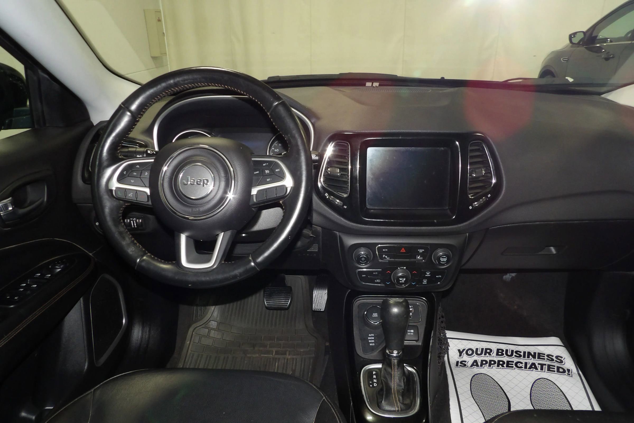 Used 2020 Jeep Compass Limited image 10