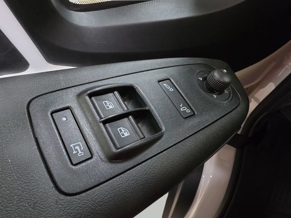 Used 2025 RAM ProMaster 2500 w/ Convenience Group FWD image 16