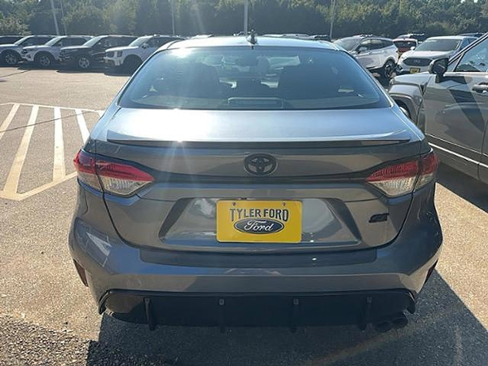 Used 2023 Toyota Corolla SE FWD image 6