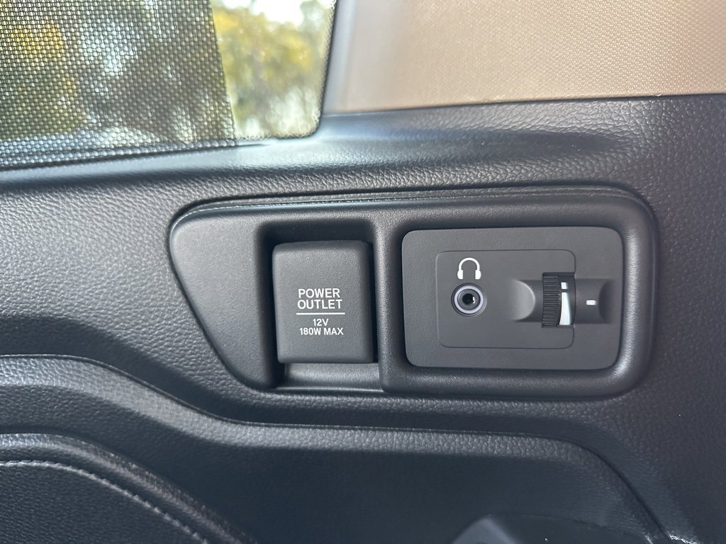 Used 2018 Honda Odyssey Elite image 54