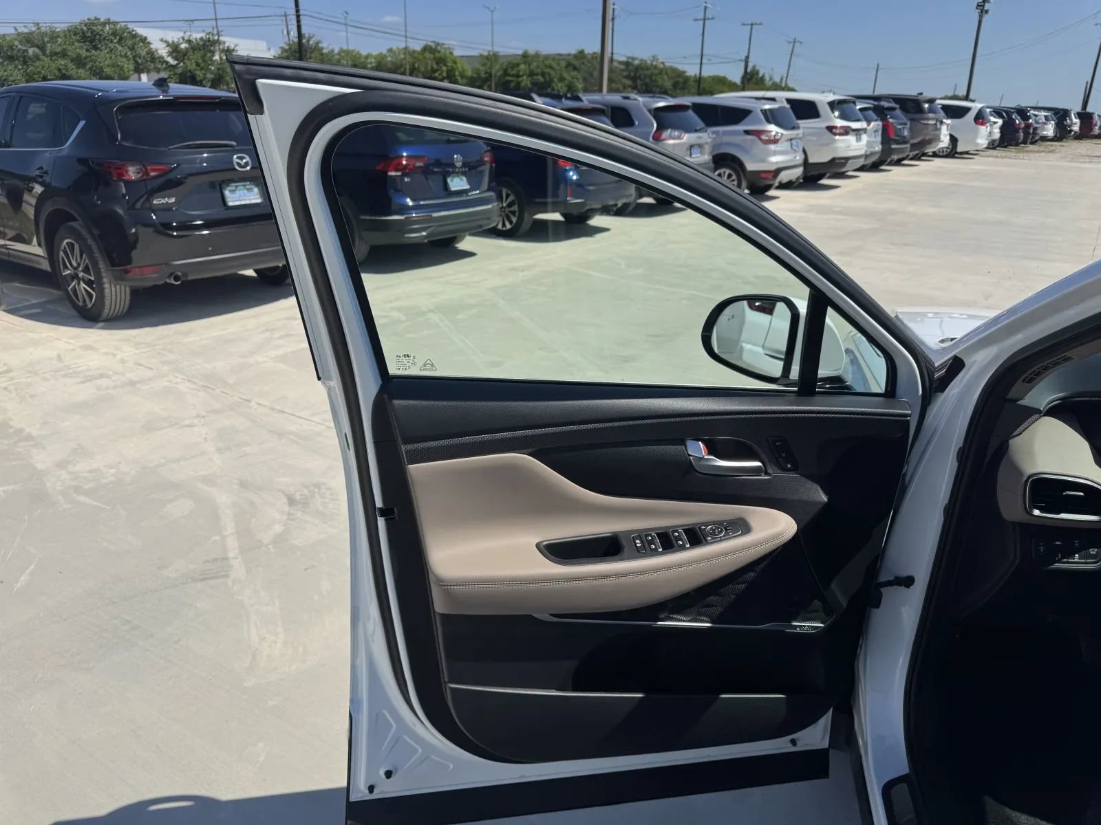 Used 2019 Hyundai Santa Fe AWD image 12