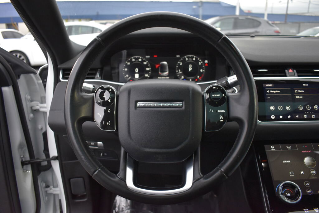 Used 2020 Land Rover Range Rover Evoque SE image 17