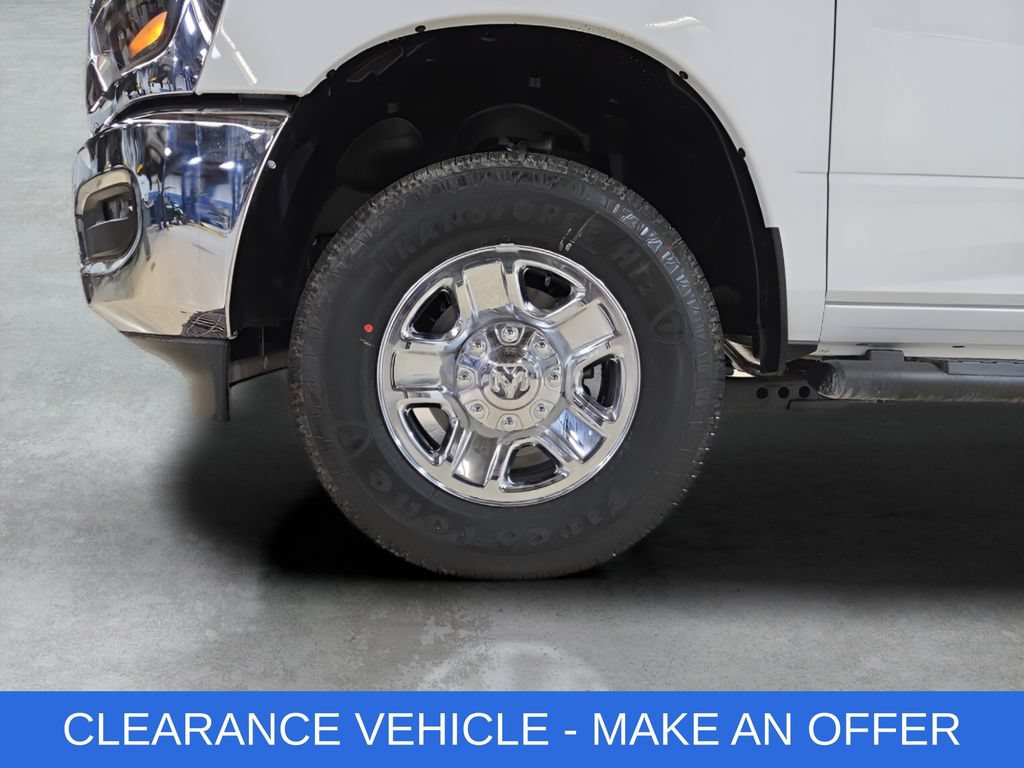 New 2026 RAM 2500 Tradesman AWD/4WD image 30