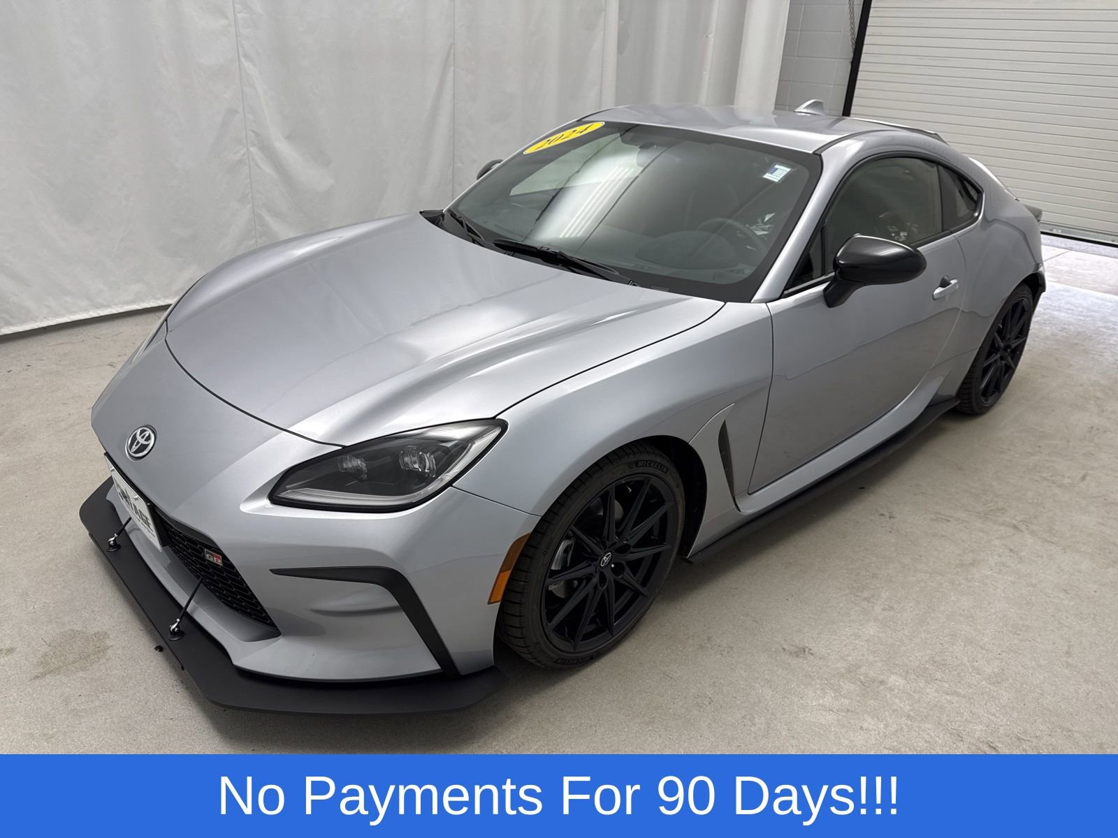 Used 2024 Toyota GR86 Premium RWD image 6