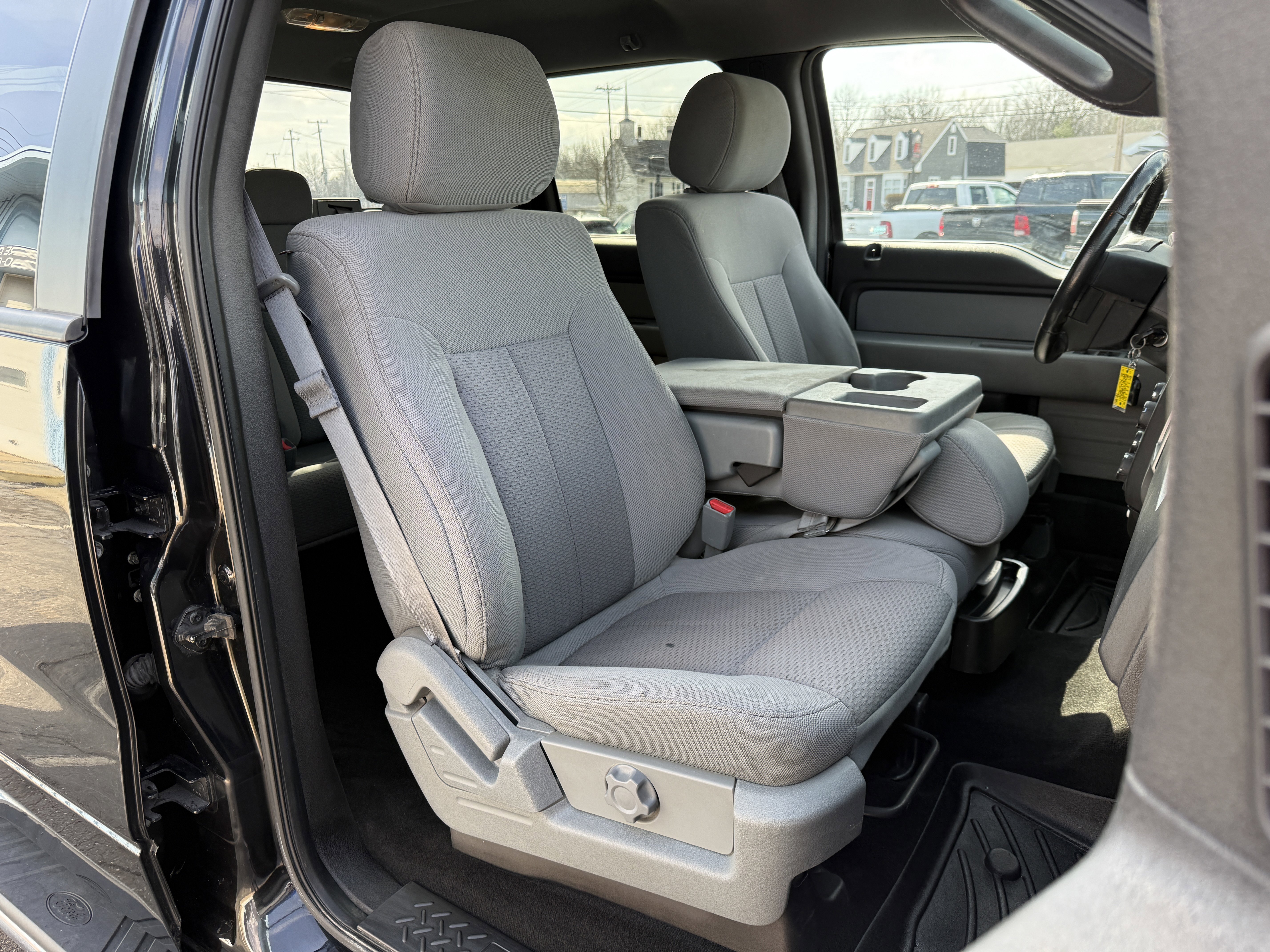 Used 2014 Ford F150 XLT w/ Equipment Group 302A Luxury image 13