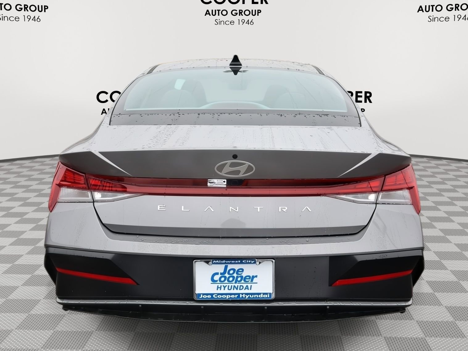 Certified 2025 Hyundai Elantra SEL image 8