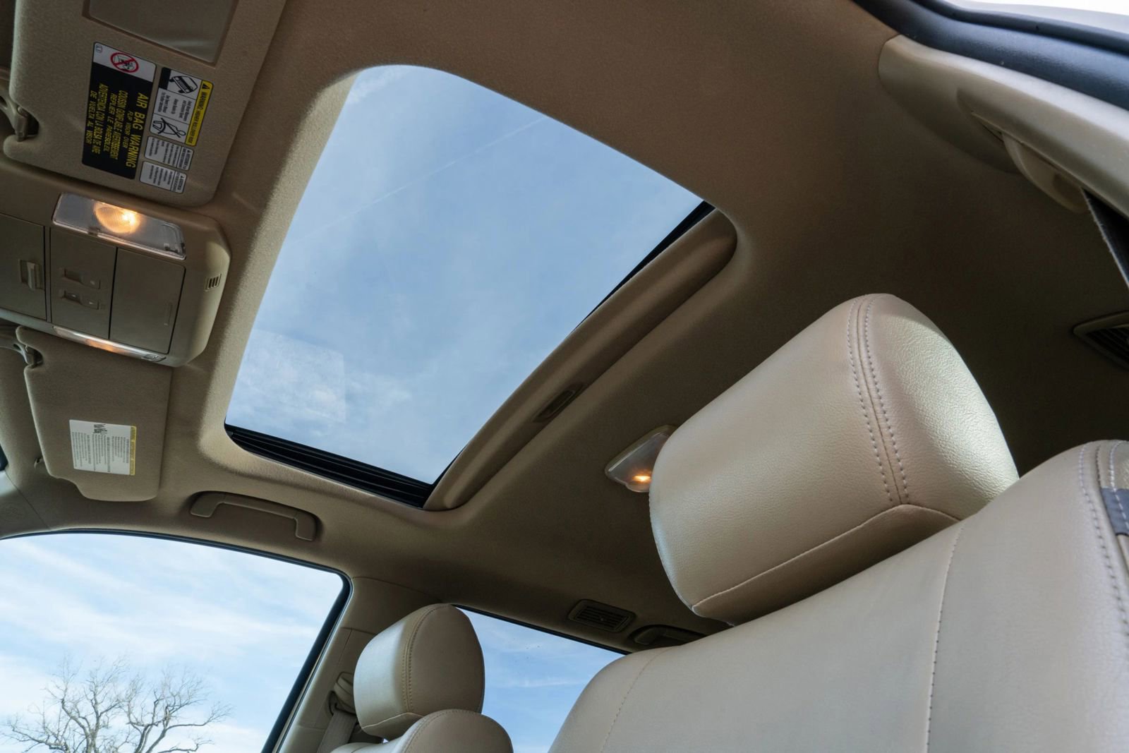 Used 2014 Toyota Sequoia SR5 RWD image 30